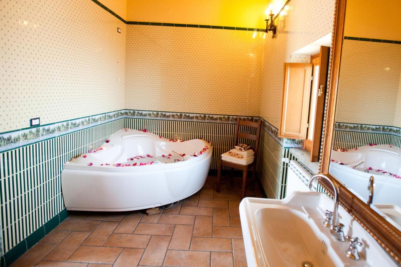 مبيت وإفطار بوشّييا Poggio Dei Cavalieri المظهر الخارجي الصورة